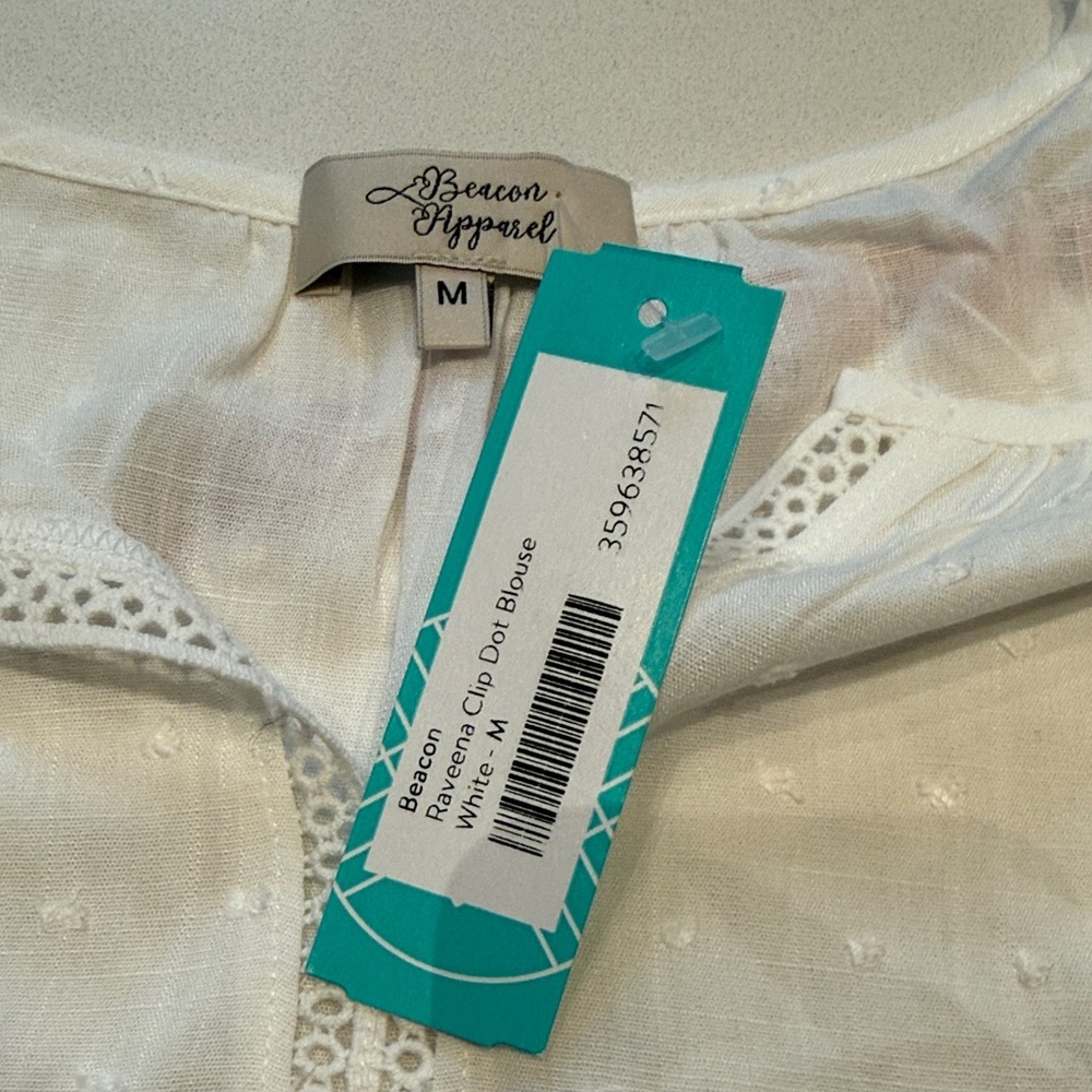 🆕 Beacon Apparel Raveena Clip Dot V Neck Relaxed Fit White Blouse, Size M - Picture 5 of 9